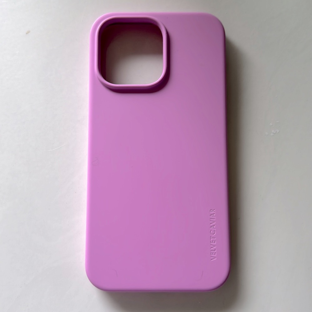 Authentic Velvet Caviar silicone IPhone 14 Pro Max MagSafe case.